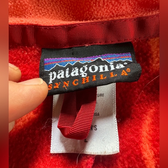 Patagonia synchilla vest fleece cherry red floral flowers athletic women’s L - Picture 7 of 10
